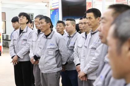 全國總工會社聯(lián)部部長楊軍日一行到衣拿智能調(diào)研